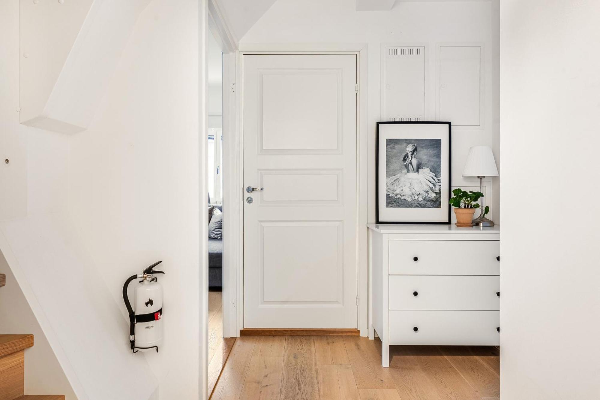 Central Beautiful Modern Accommodation Near Stockholm City Екстер'єр фото
